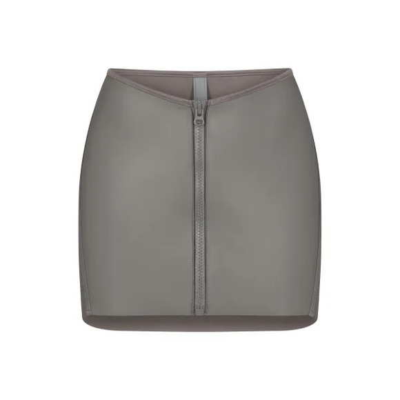 SKIMS Other - BNWT Skims Rubberized Scuba Swim Mini Skirt